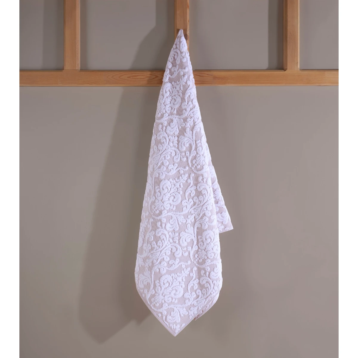 Manamo Lily Bath Towel Cotton White/Beige  70x140 cm
